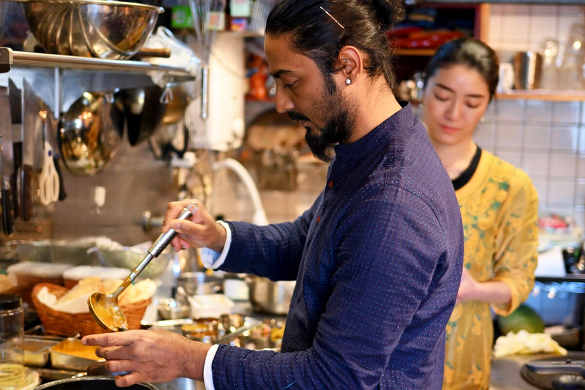 安佐南区大町】本場インドの味を発信。本格スパイスカレー専門店が