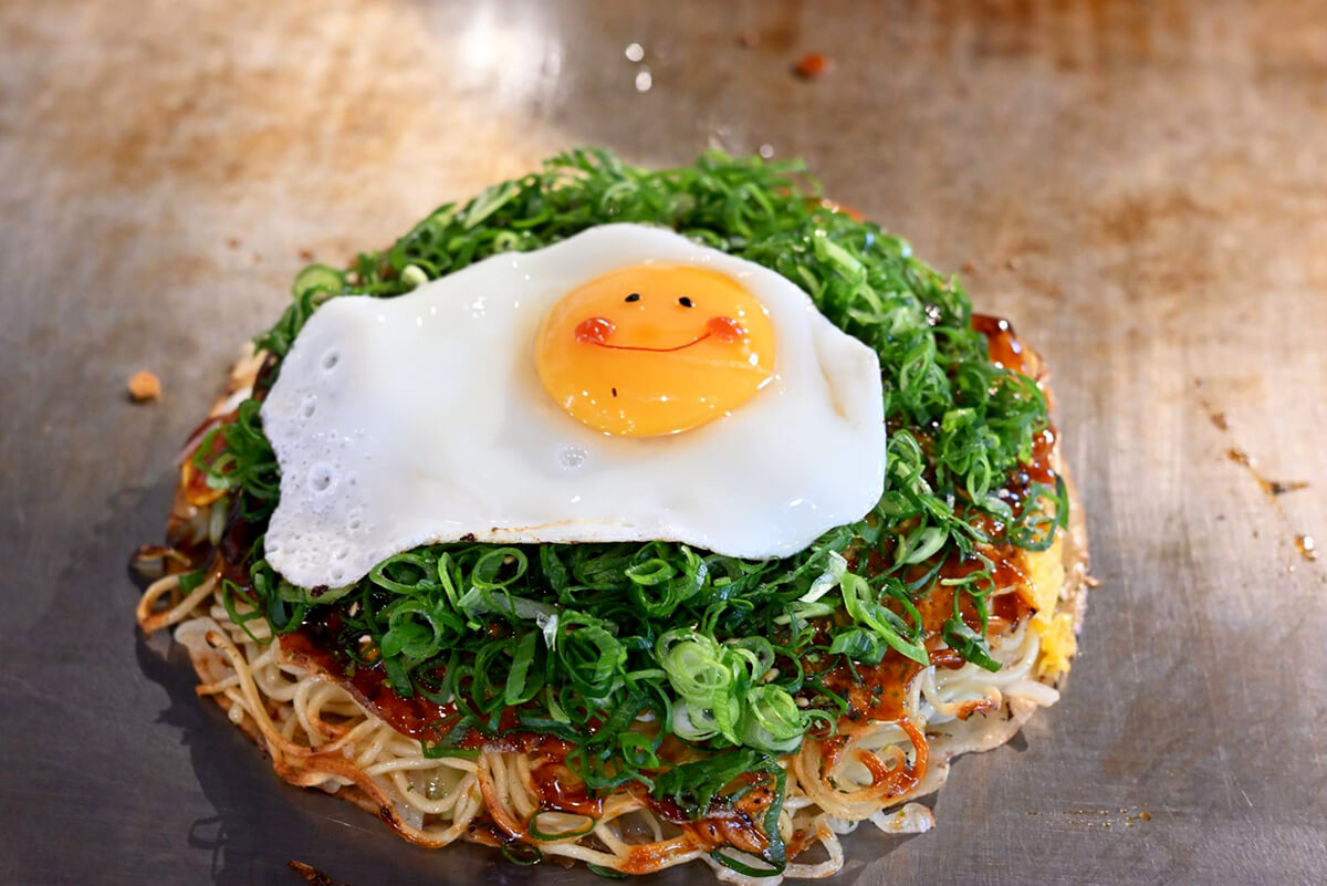 南区東雲】丁寧に焼き上げた一枚はパリパリ麺が特徴！「お好み焼